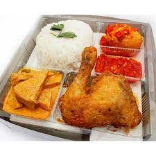 Buat kuah dengan kadu ayam atau air biasa ditambahkan totole, daun bawang dan garam himalaya. Harga 081298837301 Paket Nasi Box Ayam Goreng Depok Sawangan Lama Dewi Arum Terbaik Agustus 2021 Shopee Indonesia