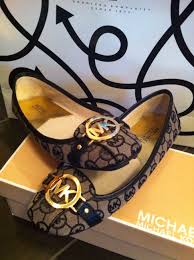 Pin By Jaylene Hernandez On Michael Kors Mk Shoes Cheap Michael Kors Purses Handbags Michael Kors