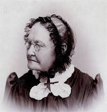 Rebecca Cress's Instagram, Twitter & Facebook