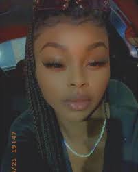 Myia Thomas's Instagram, Twitter & Facebook