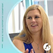 Valerie Cairns's Instagram, Twitter & Facebook