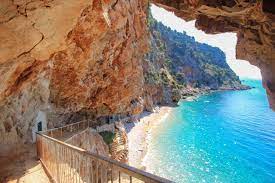 Except for its historical heritage, dubrovnik is also a good place for summer holidays in terms of sea, sun and beach.there are several nice beaches around the town one can enjoy. Top 10 Schonsten Strande In Dubrovnik Placesofjuma