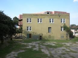 The Old Warehouse That Was Lovestreet Light Circus Feel Good Machine In The 60s With Images Old Westbury House Styles Hometown