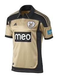 Understandably for a club with such a wide supporter base 02.08.2020 · buy now shop classic benfica shirts. Sl Benfica 2011 12 Away Kit