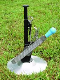 You can build your own from wood, acrylic pipe. Nc Tool Co Inc Nc Adjustable Hoof Stand American Farriers Journal