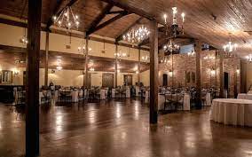 Rustic Farm And Barn Wedding Venues Near Memphis Mid South Bride Barn Wedding Venue Barn Wedding Memphis Wedding Venue