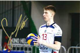 Siatkarz014 wszystkie kategorie dom i ogród dziecko elektronika firma i usługi kolekcje i sztuka kultura i rozrywka moda motoryzacja nieruchomości sport i turystyka supermarket. Autografy Bartka Kamil Semeniuk