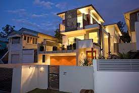 Esta fachada de casa de dos pisos con terraza es sin lugar a dudas una de las más bonitas que hemos compartido en nuestra web, si bien posee un estilo sencillo no deja de ser sofisticada y moderna. Terrazas De Casas Modernas Ideas De Nuevo Diseno
