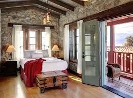 Yes, it offers wheelchair access and reduced mobility rooms. The Inn At Death Valley Death Valley