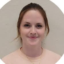 Michelle Courville's Instagram, Twitter & Facebook