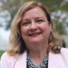 Back in May, I had the honor and privilege of attending in-person  graduation with my fellow Connecticut College Class of 2021.