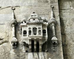 Kus Sarayi Bird Palace Panosundaki Pin