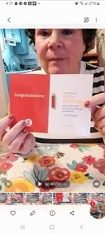 Weight watchers charm support from group members