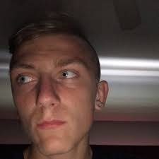 Eric Esser's Instagram, Twitter & Facebook