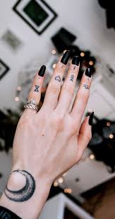 Best Finger Tattoos Designs For Girls Girl Finger Tattoos Cute Finger Tattoos Finger Tattoo Designs