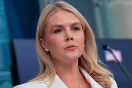 Irish designer Paula Rowan's gloves featured in Taylor Swift's European  tour wardrobe