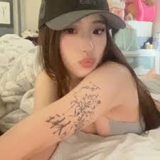 Mina lamb ‧˚⁺ (@_lxmby_32_)