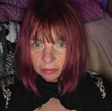 Hope what ever is happening in central park isn't too serious police and  paramedics are everywhere and heard screaming just before they got there