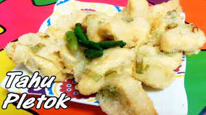 Penyajian tahu kukus isi udang dengan saus wijen yang ditumis dulu tetapi menggunakan minyak goreng yang relatif sedikit. Resep Cara Membuat Tahu Pletok Enak Gampang Buatnya Youtube