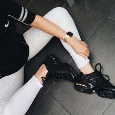 Womens Nike Air Max Plus Black Pin On Shoe Alert