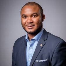 We should allow pharmacists to prescribe some medications