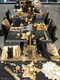 table de fete noir et or decoration table de noel decoration noel noel