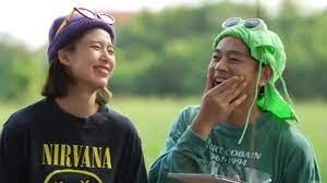 นักแสดงหนุ่ม โทนี่ รากแก่น ก่อนหน้านี้ที่ได้เรื่องแพลนชีวิตคู่ ปลูกบ้านหลังเล็ก ทำฟาร์มผักกินเอง และพร้อมดำรงชีวิตแบบ off grid คือไม่ใช้ระบบ. Qnvvponydlv5cm