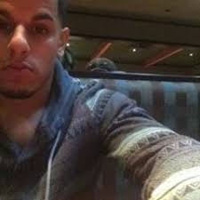 Stream Christopher Moreno music