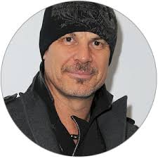 Эксклюзив Posta-Magazine. Интервью с Питером Ликом: профессиональная  техника vs камера смартфона