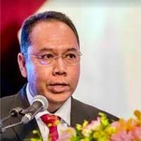 Rogelio Soria's Instagram, Twitter & Facebook