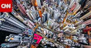 And when the british gave hong kong back to mainland china, it was negotiated to remain independent as a 1 country, 2 systems that deng xiaoping was campaigning in the 1980s. Ù‡Ù„ ØªØ¹Ø±Ù Ø£ÙŠÙ† ØªÙ‚Ø¹ Ù‡Ø°Ù‡ Ø§Ù„Ø£Ø¨Ø±Ø§Ø¬ Ø§Ù„Ø´Ø§Ù‡Ù‚Ø© ÙˆØ§Ù„Ù…Ù„ÙˆÙ†Ø© Cnn Arabic