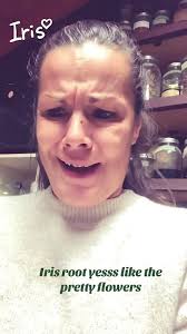 Iris root as medicine