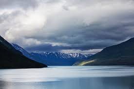 An island is a body of land surrounded by water. Xzcircr2wcbdrm