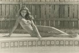 This is the official facebook page for cindy crawford, mom, businesswoman, model. Cindy Crawford Explains How A Single Portrait Changed Her Life Vanity Fair