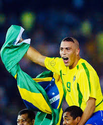 Ronaldo luís nazário de lima; O Fenomeno Ronaldo Brazil Fans9 Ronaldo Brazil Fenomeno Brasil Skills Futbol Ronaldonazario Legend Ronaldolima