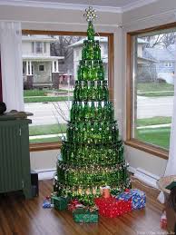 Most people put up their decorations about a fortnight to a week. 15 Creative And Useful Diy Christmas Decoration Tips For Your Home