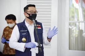 Hari Ini Ridwan Kamil Jalani Penyuntikan Pertama Relawan Vaksin Covid 19 Pikiran Rakyat Com