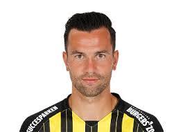 Thomas Bruns's Instagram, Twitter & Facebook