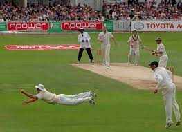 Andrew strauss catch england v australia trent bridge ashes 2005 canvas at sports photo gallery. Historic Cricket Pictures On Twitter A Great Catch A Great Patrick Eagar Photograph Andrew Strauss Catches Adam Gilchrist Off Andrew Flintoff At Trent Bridge In 2005 Https T Co 6yqhkgnd5r