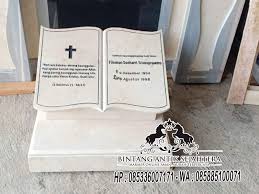 Simpang sei wampu ( depan kuburan gajah mada dekat titi parit busuk ) medan sumut pesan cs : Batu Nisan Marmer Putih Batu Nisan Marmer Hitam Batu Nisan Kristen