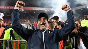 So lief die erste halbzeit. Vfb Stuttgart Scheitert In Relegation Union Berlin Feiert Aufstieg In Die Bundesliga