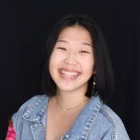 Michelle Vue's Instagram, Twitter & Facebook