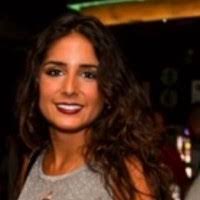 Lora Lara's Instagram, Twitter & Facebook