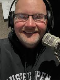 Tim Dennis's Instagram, Twitter & Facebook