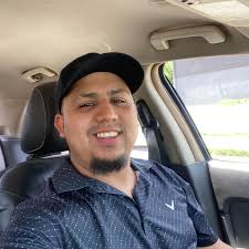 Eh visto que algunos le ponen rines de Charger a su Avenger? Le ponen  adaptadores? Porque según yo es diferente barrenacion o de qué año le  quedan