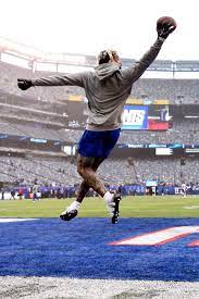 It was the catch shared around the internet. Watch Ny Giants Wr Odell Beckham Jr Throw A 49 Yard Touchdown Pass