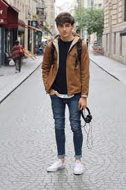 Cute Outfits For Skinny Guys Styling Tips With New Trends Mens Outfits Mens Fashion Casual Menswear