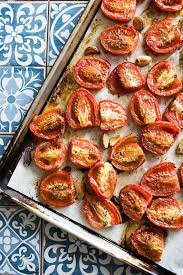 Roasted Tomato Sauce Recipe With Roasted Garlic Recipe Recipe Roasted Tomato Sauce Roasted Garlic Recipe Tomato Sauce Recipe