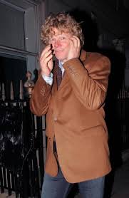 Twain and lange, who immediately began writing songs together, also became romantically involved and married in 1993. Who Is Robert John Lange Dating Robert John Lange Girlfriend Wife