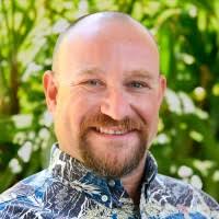 600+ "William R." profiles